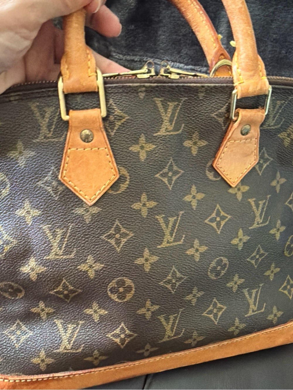 Louis Vuitton Alma Monogram Vintage - Picture 13 of 16